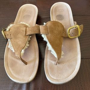 Ugh tan suede flip flop sandal